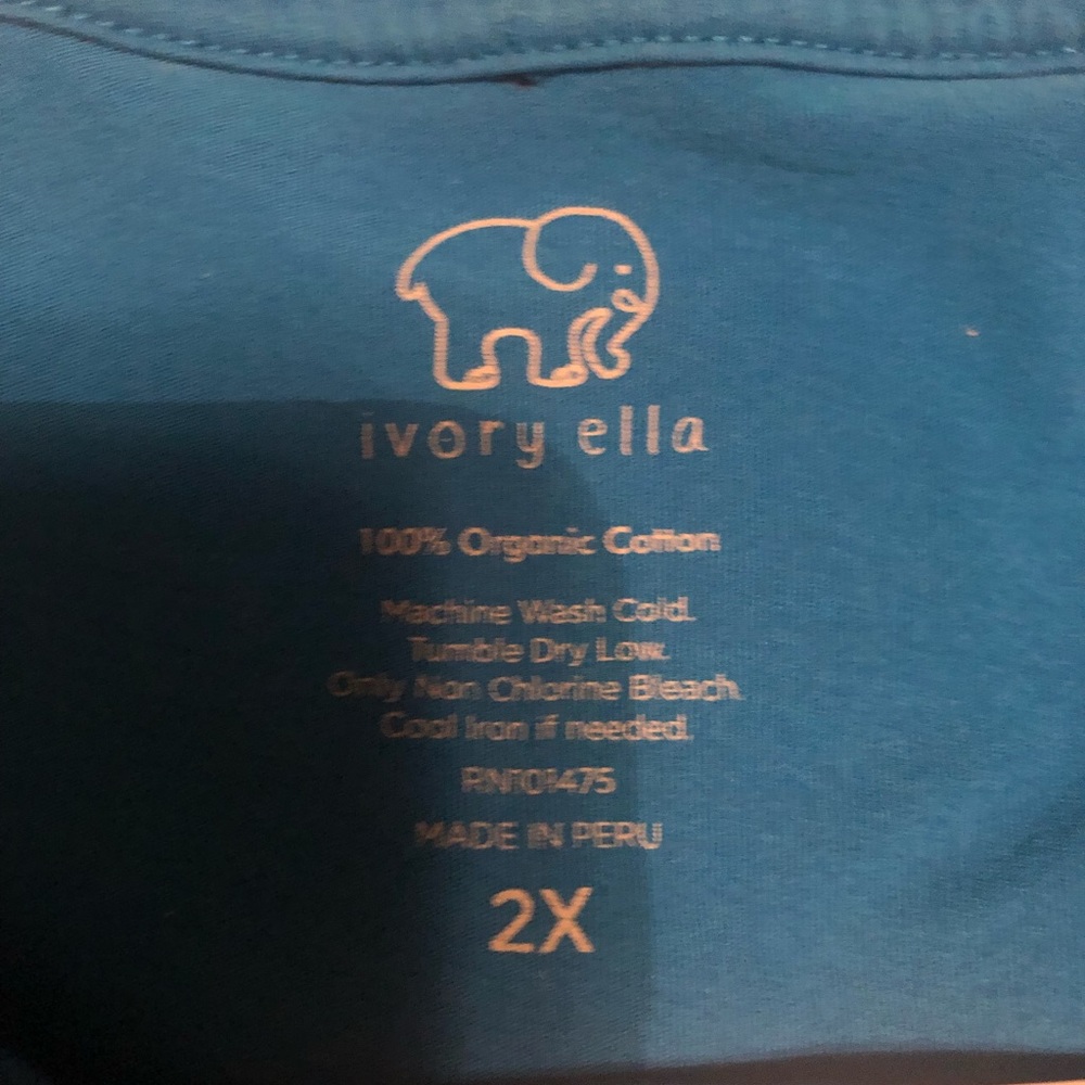 Womens shirt. Size 2X